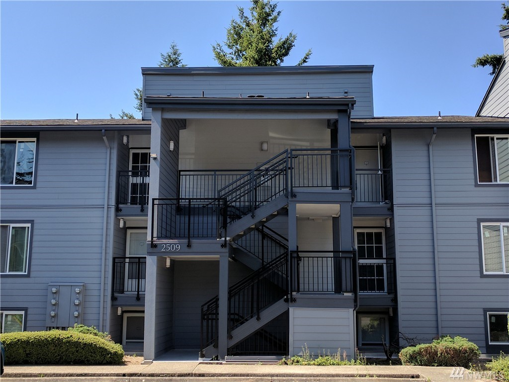 Vantage Point Condo, Renton WA Condos & Homes For Sale