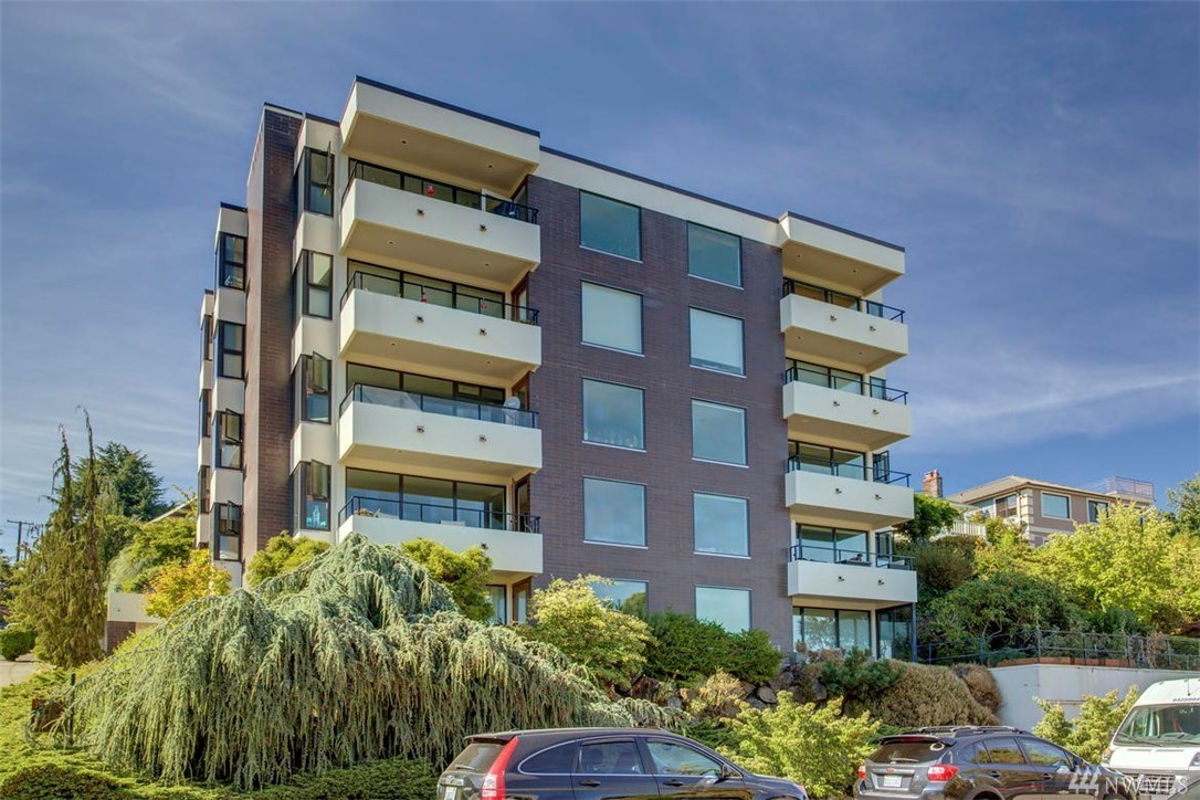 Hillside House Condo, Seattle WA Condos & Homes For Sale