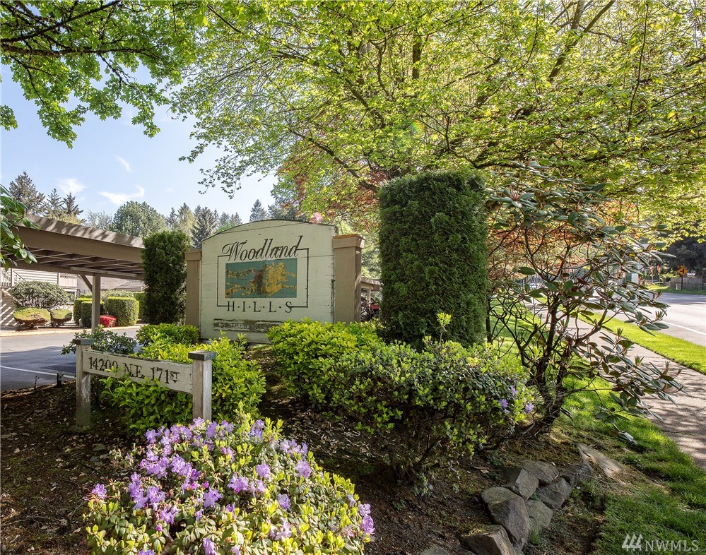 Condo Unit 101 at Woodland Hills Condo Woodinville Sold NWMLS 1287778
