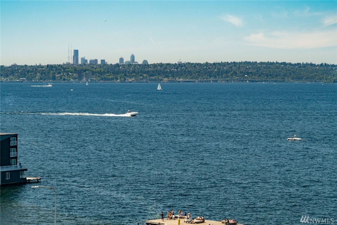 Shumway Condo, Kirkland WA Condos & Homes For Sale