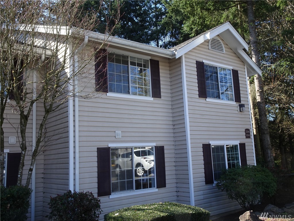 Sales activity for Balaton Condo in Lake Forest Park