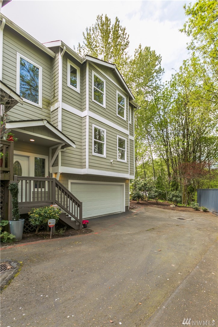 Condo Unit B at Aberdeen Park Townhomes Renton Sold NWMLS 1447322