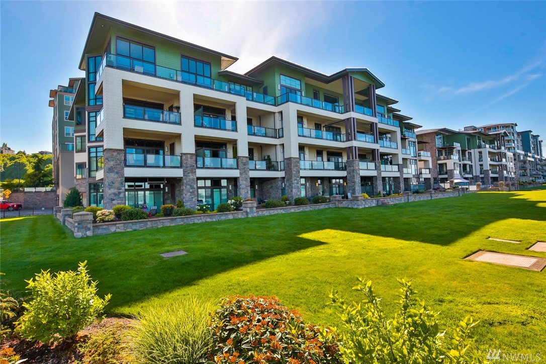 Copperline Condo, WA Condos & Homes For Sale