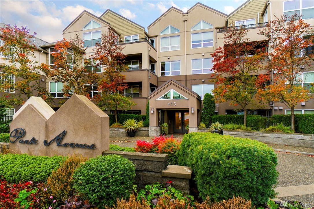 Park Avenue Condo, Kirkland WA Condos & Homes For Sale