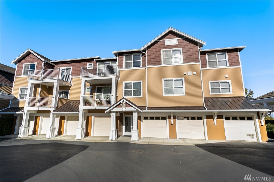 Condo Unit 102 at High Point Condos Seattle Sold NWMLS 1537476