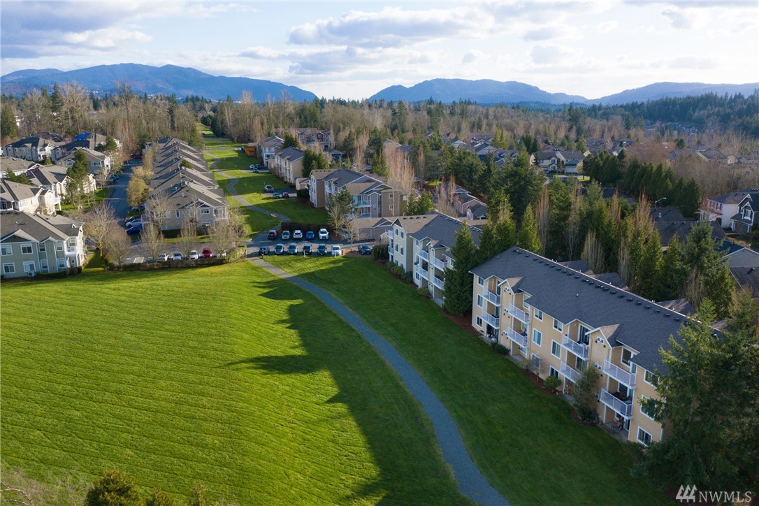 Bordeaux Condo, Sammamish WA Condos & Homes For Sale