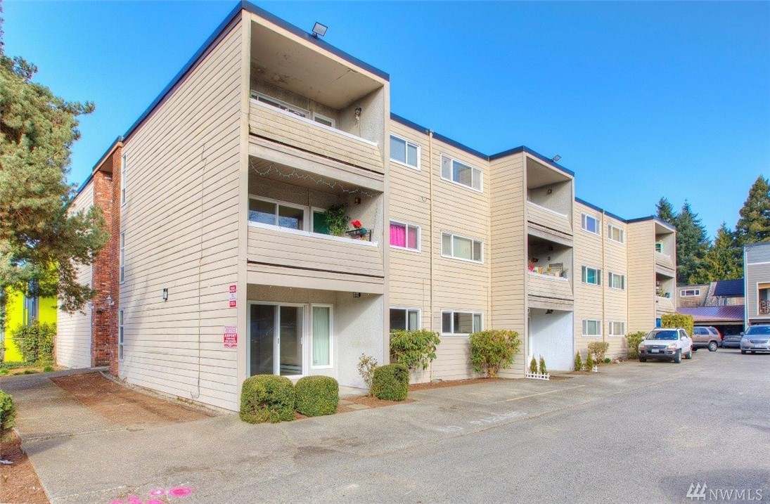 Burien Townhouses Condo, Burien WA Condos & Homes For Sale