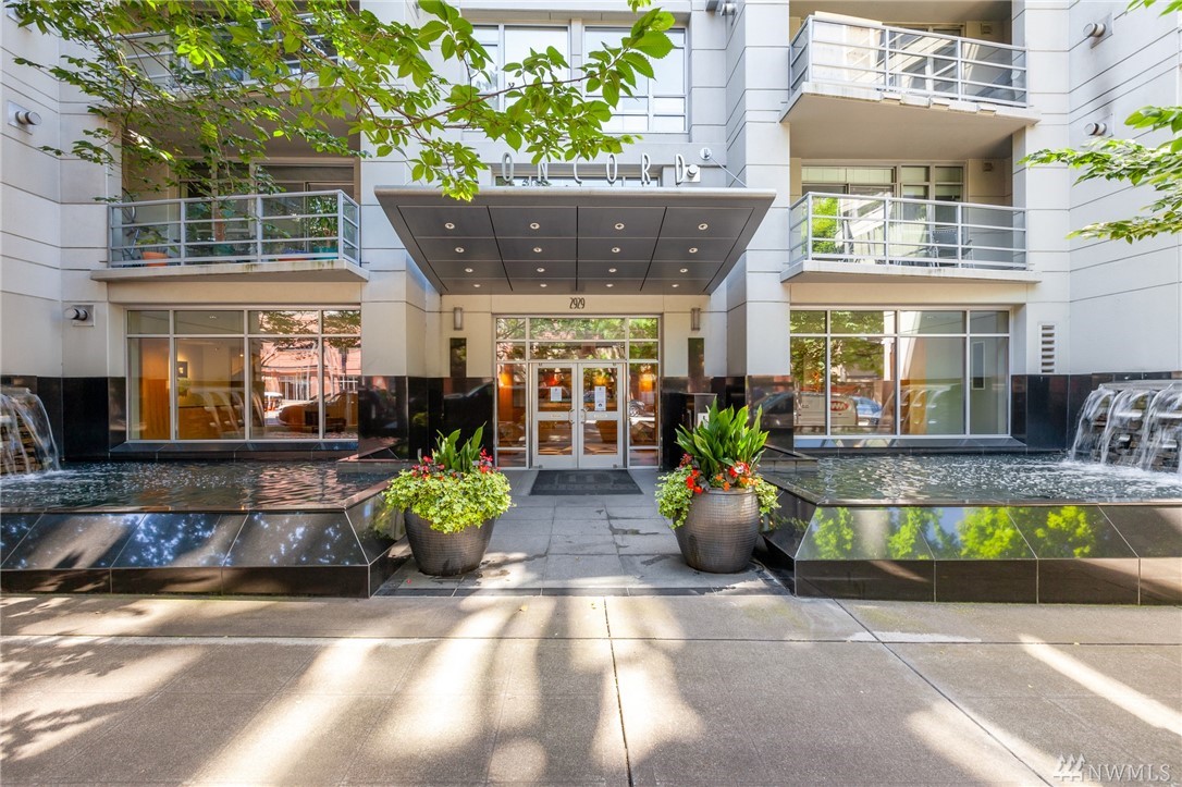 Concord Condo, Seattle WA Condos & Homes For Sale