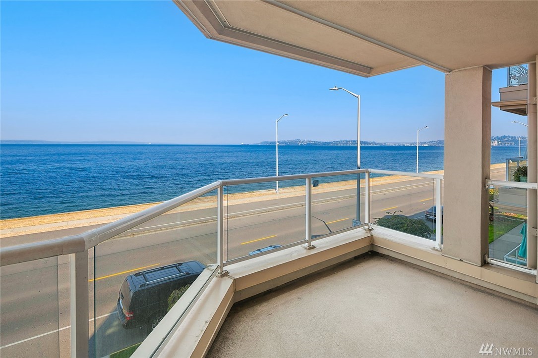 Waterside At Alki Beach Condo, Seattle WA Condos & Homes For Sale