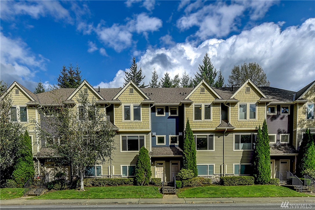 Issaquah Trails Townhomes Condo, Issaquah WA Condos & Homes For Sale