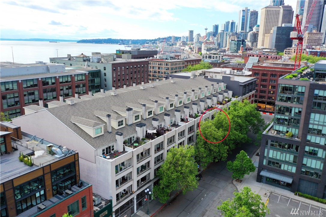 Florentine Condo, Seattle WA Condos & Homes For Sale