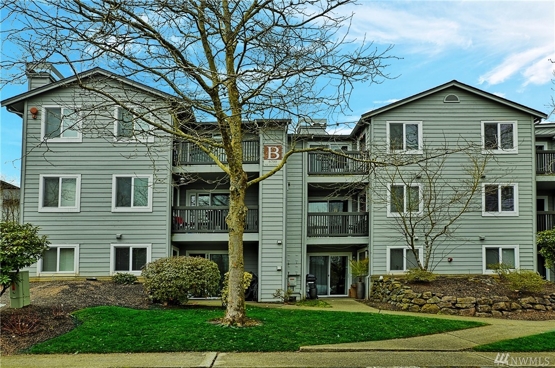 Sales activity for Coventry Place Condo in Kenmore