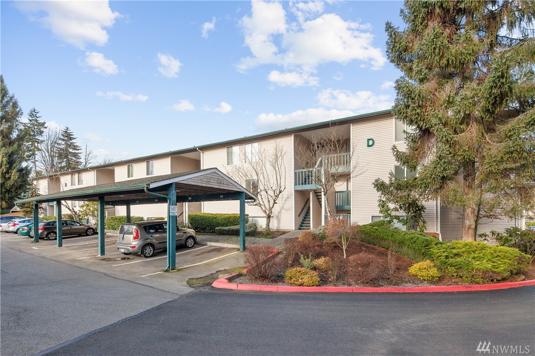 Highpointer Condo, Burien WA Condos & Homes For Sale