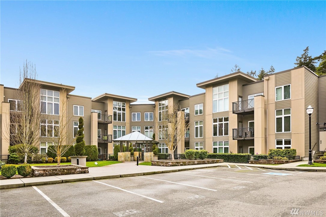 150 Meydenbauer Bay Condo, Bellevue WA Condos & Homes For Sale