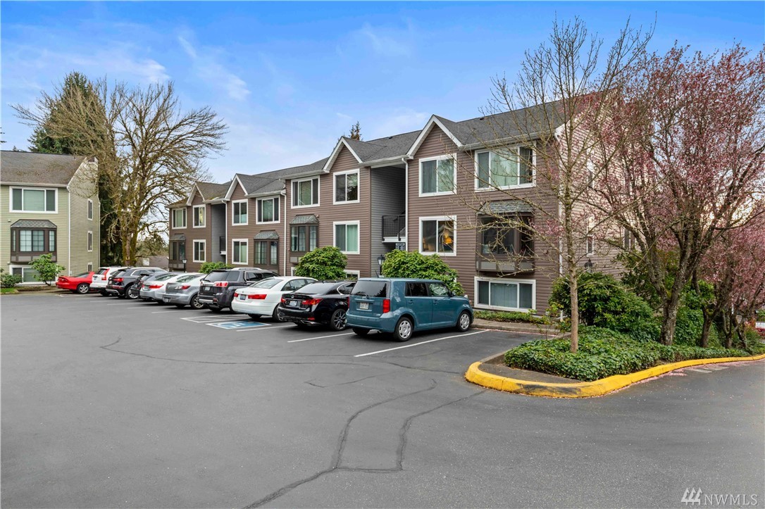 Sales activity for Kingsgate in Kirkland
