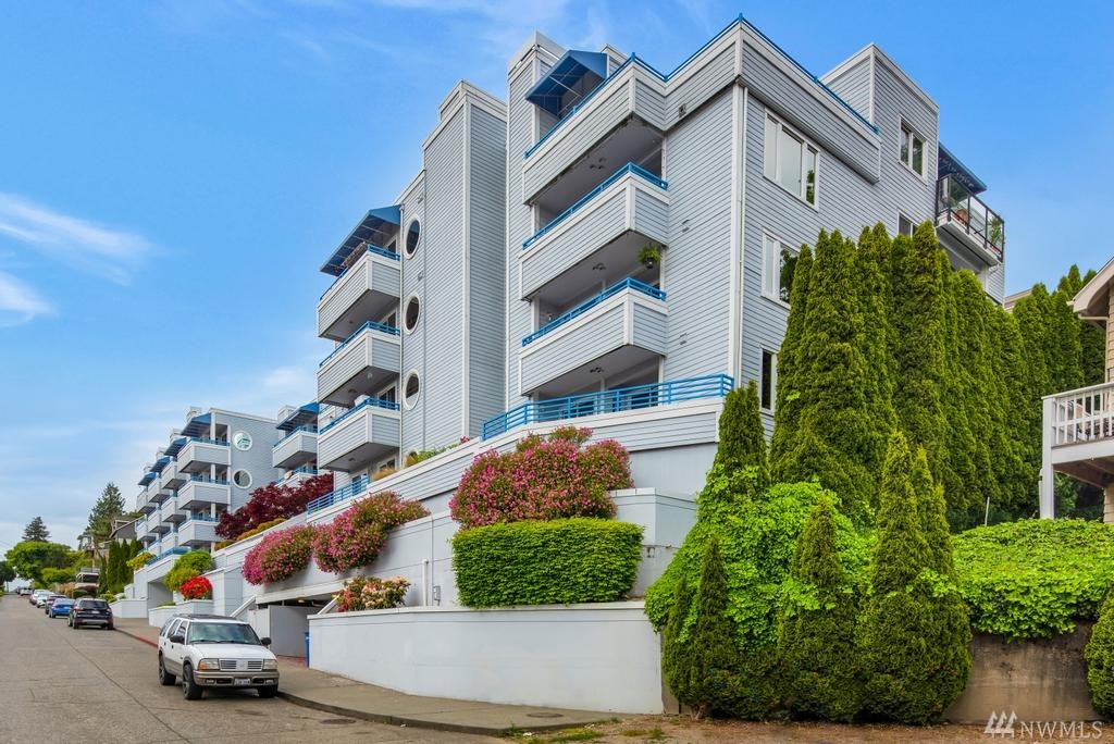 Queen Anne Ocean View Condo, Seattle WA Condos & Homes For Sale