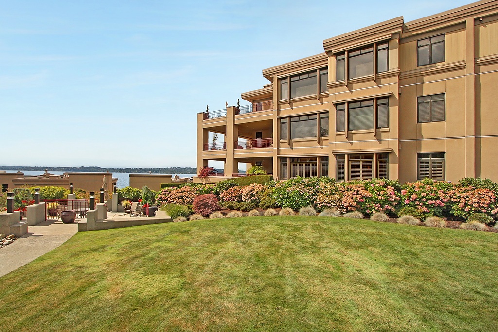 Shumway Condo, Kirkland WA Condos & Homes For Sale