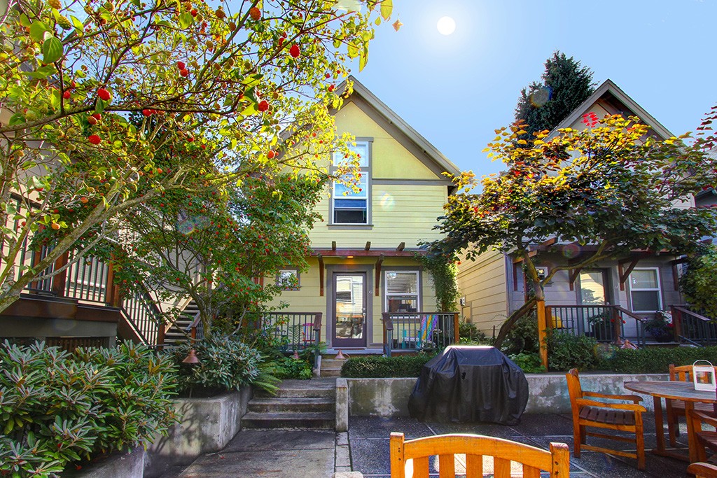 Ravenna Cottages Condo Seattle Wa Condos Homes For Sale