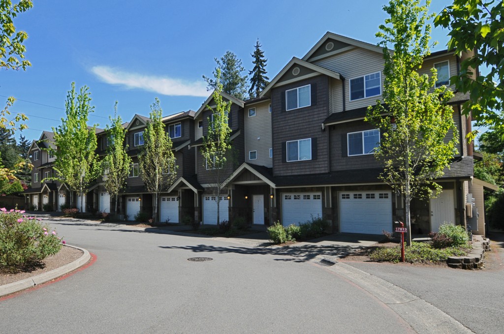 Creekside Townhomes Condo, Kenmore WA Condos & Homes For Sale