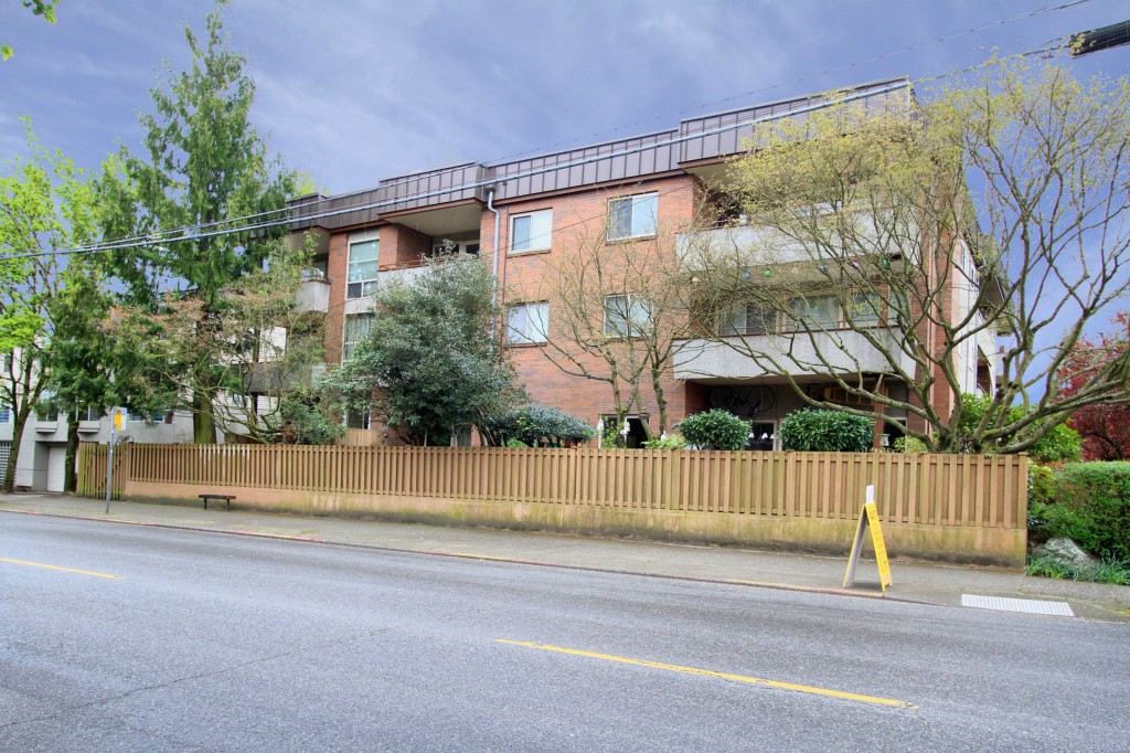 Ravenna Glen Condo, Seattle WA Condos & Homes For Sale